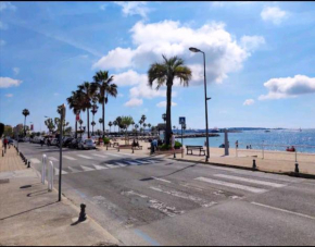 Studio tout confort bord de mer